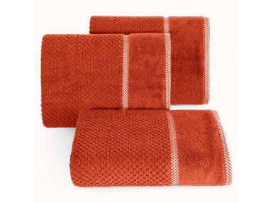 RE/CALEB/09/CEG 70X140(X3) 540 H